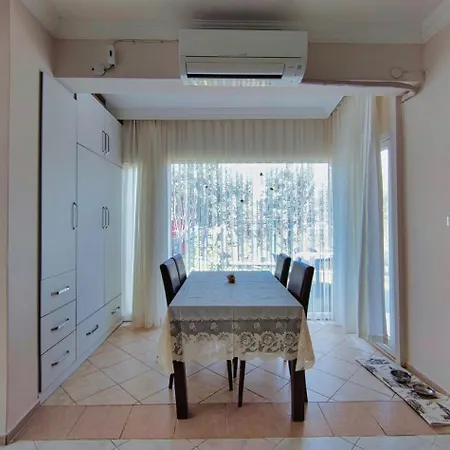 Enjoy Hostel Cesme